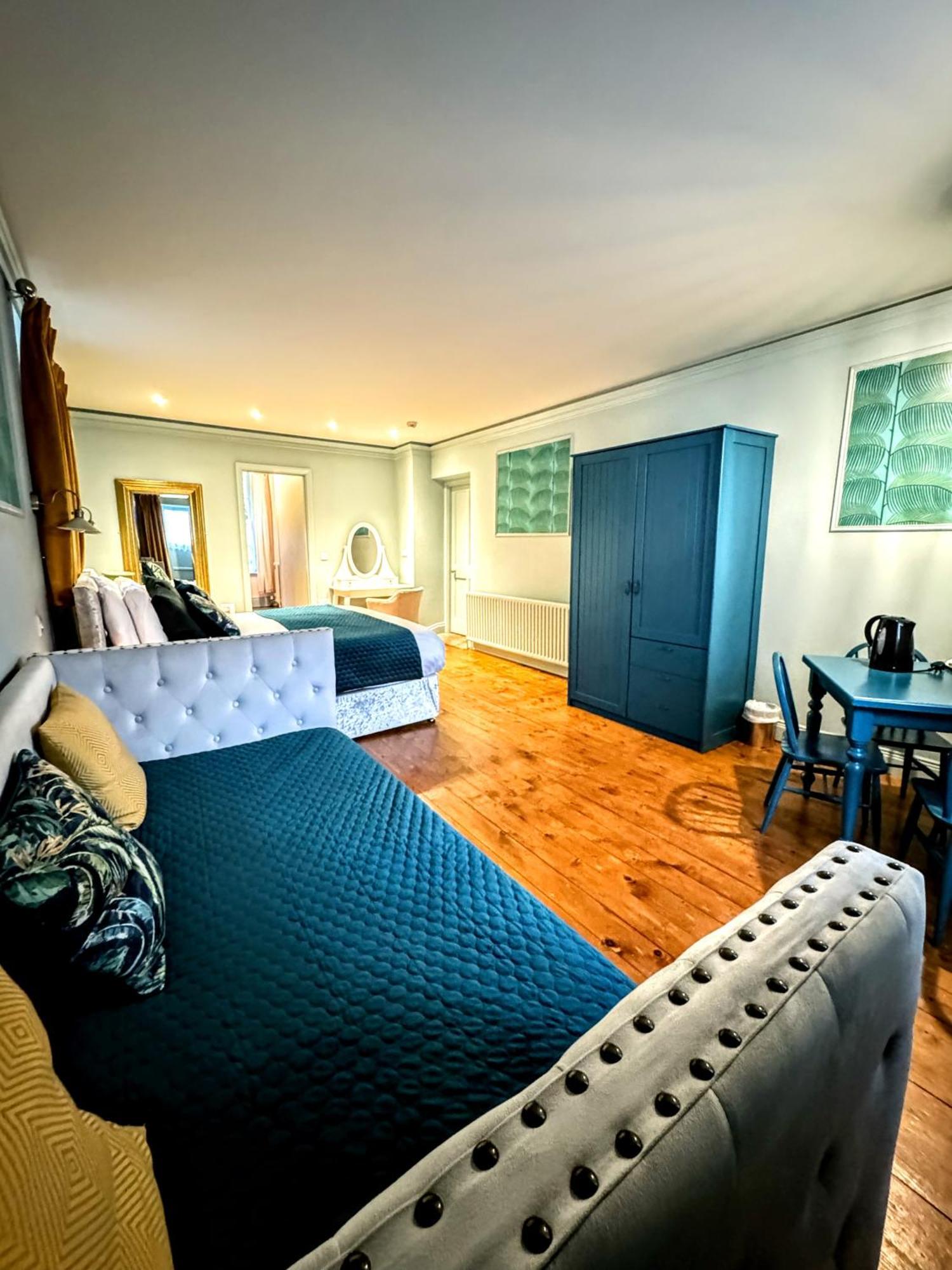 Clone Guest house 5*